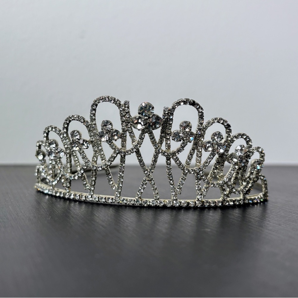 Elegant Silver Tiara